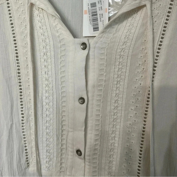 NWT Jessica Simpson Ivory Long Tie Sleeve Half Button Blouse Size 2X - Picture 6 of 10